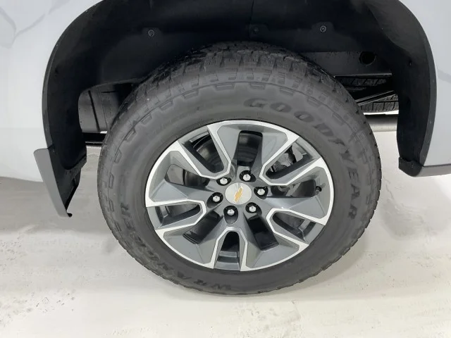 2026 Chevrolet Silverado 1500 LT - Photo 11