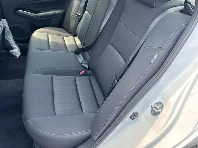 Used 2023 White Nissan 2.5 SV image 19