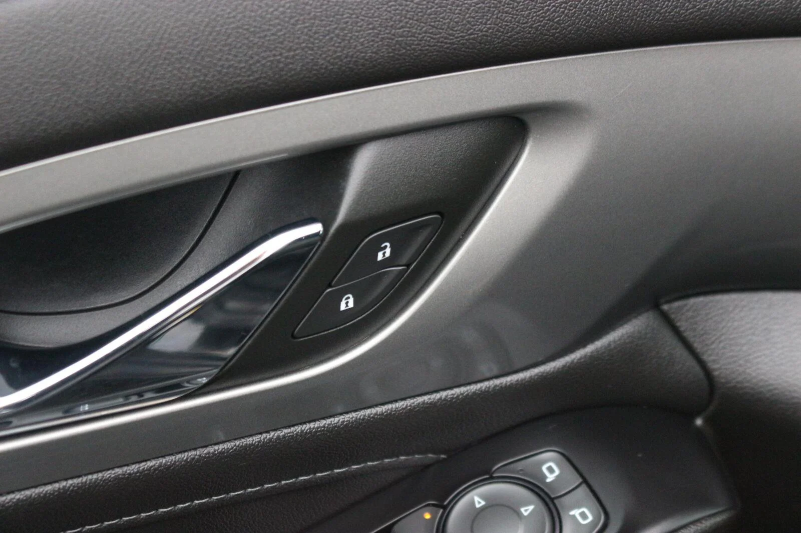 Used 2023 Mosaic Black Metallic Chevrolet LT Cloth image 14