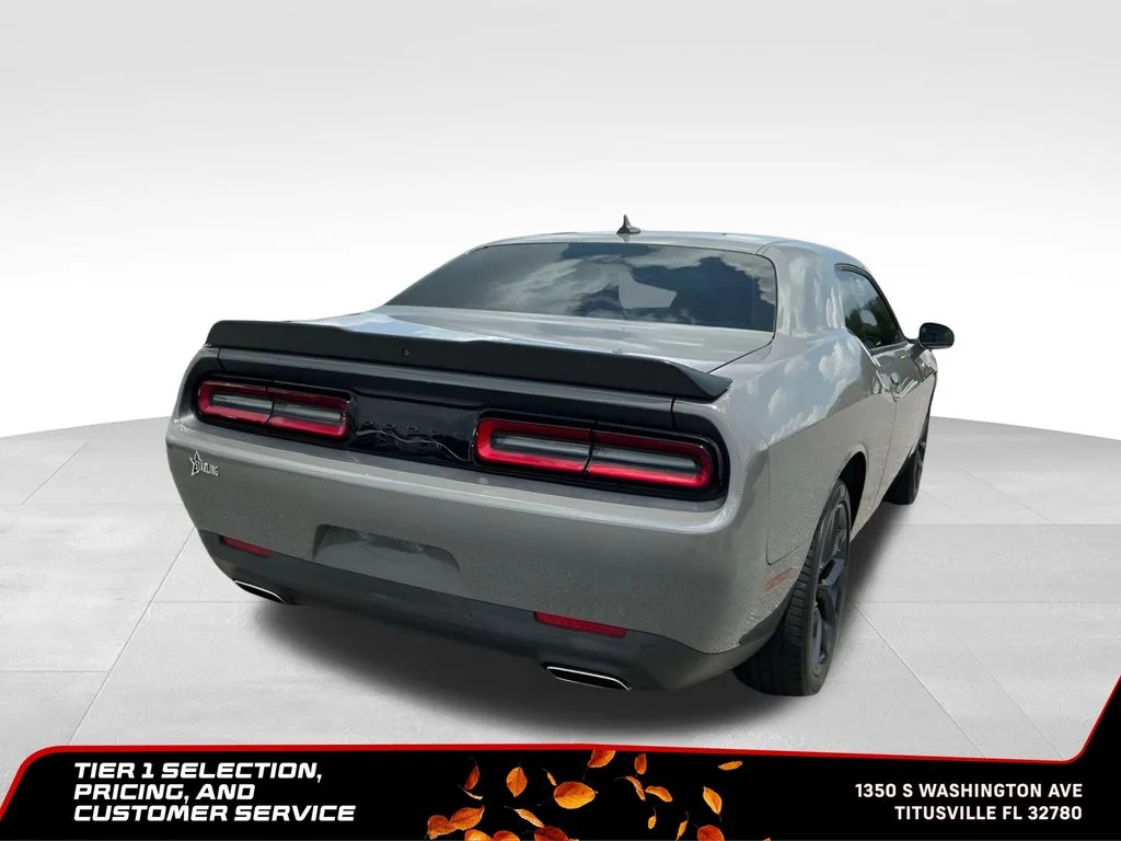 2023 Dodge Challenger SXT - Photo 7