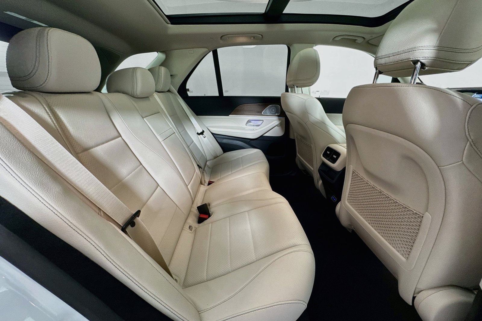 New 2026 Polar White Mercedes-Benz GLE 450 image 25