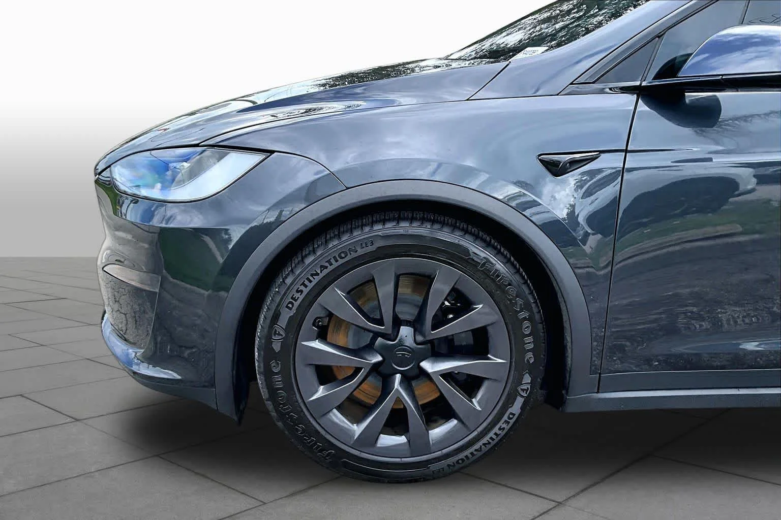 Used 2024 Stealth Grey Tesla  image 9