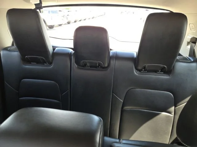 Used 2026 Black Nissan SL image 21