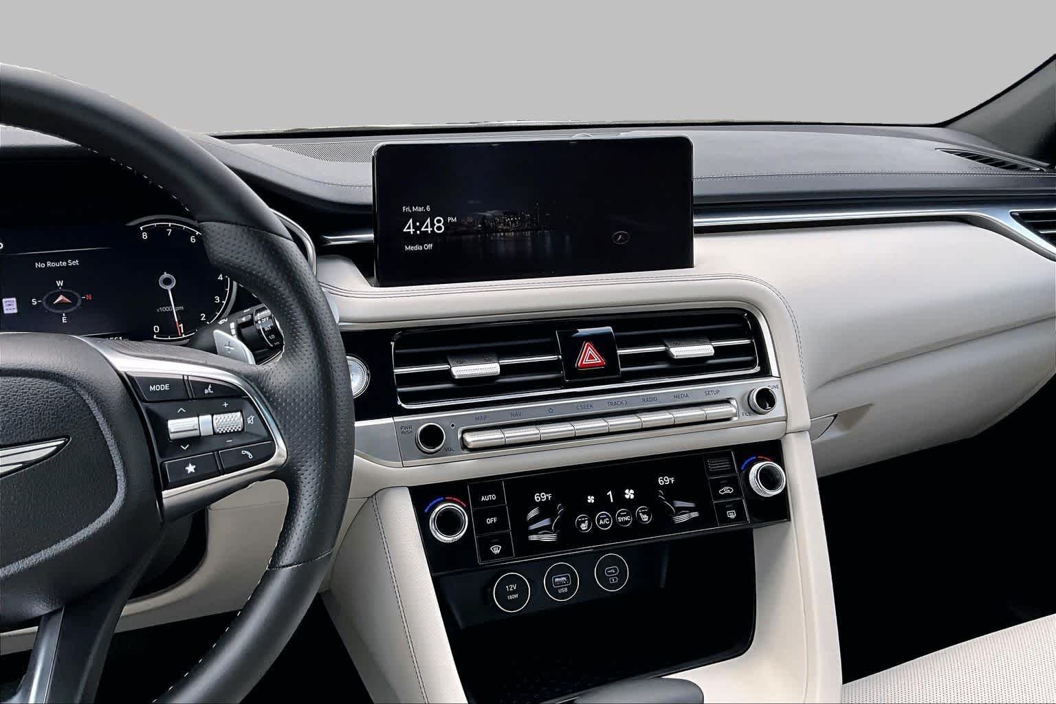 Used 2025 Savile Silver Genesis 2.5T image 14