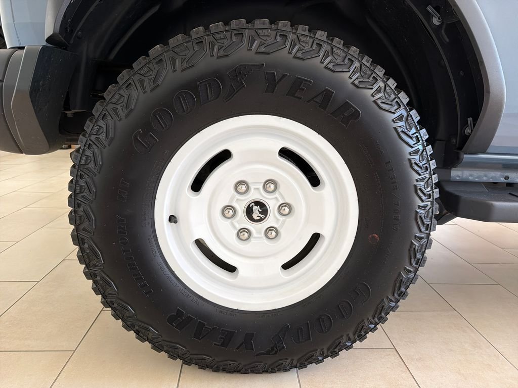 Used 2023 Gray Ford Heritage Edition image 8