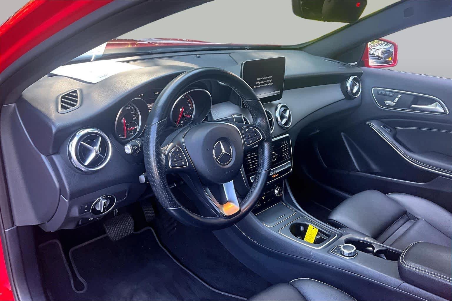 Used 2019 Jupiter Red Mercedes-Benz GLA 250 image 18
