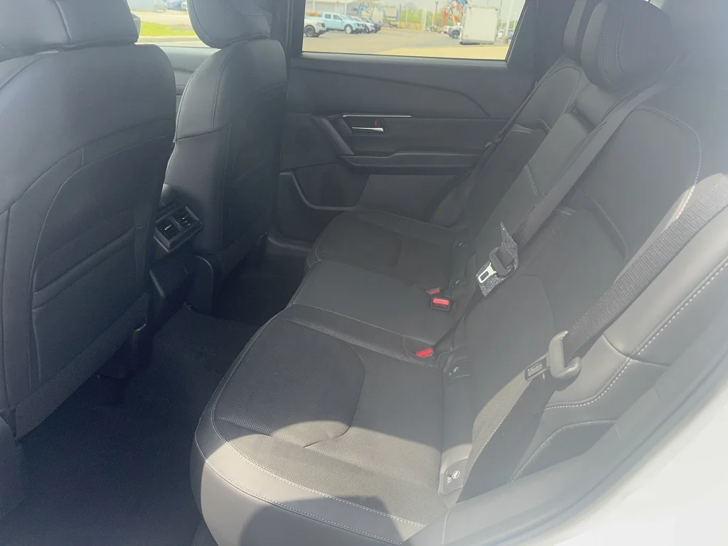 New 2026 Rhodium White Metallic Mazda 2.5 S Select AWD image 10