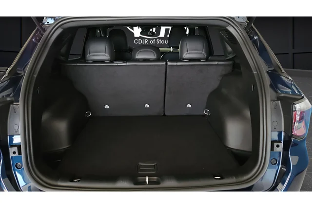 New 2026 Fathom Blue Pearl-Coat Exterior Paint Jeep Latitude image 26