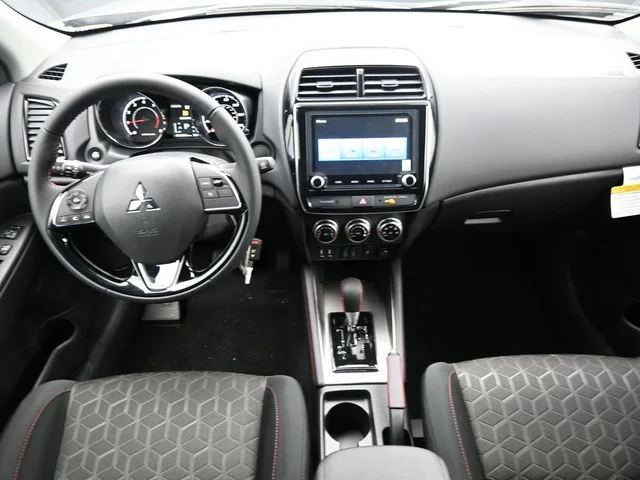New 2026 Gray Mitsubishi 2.0 LE image 19