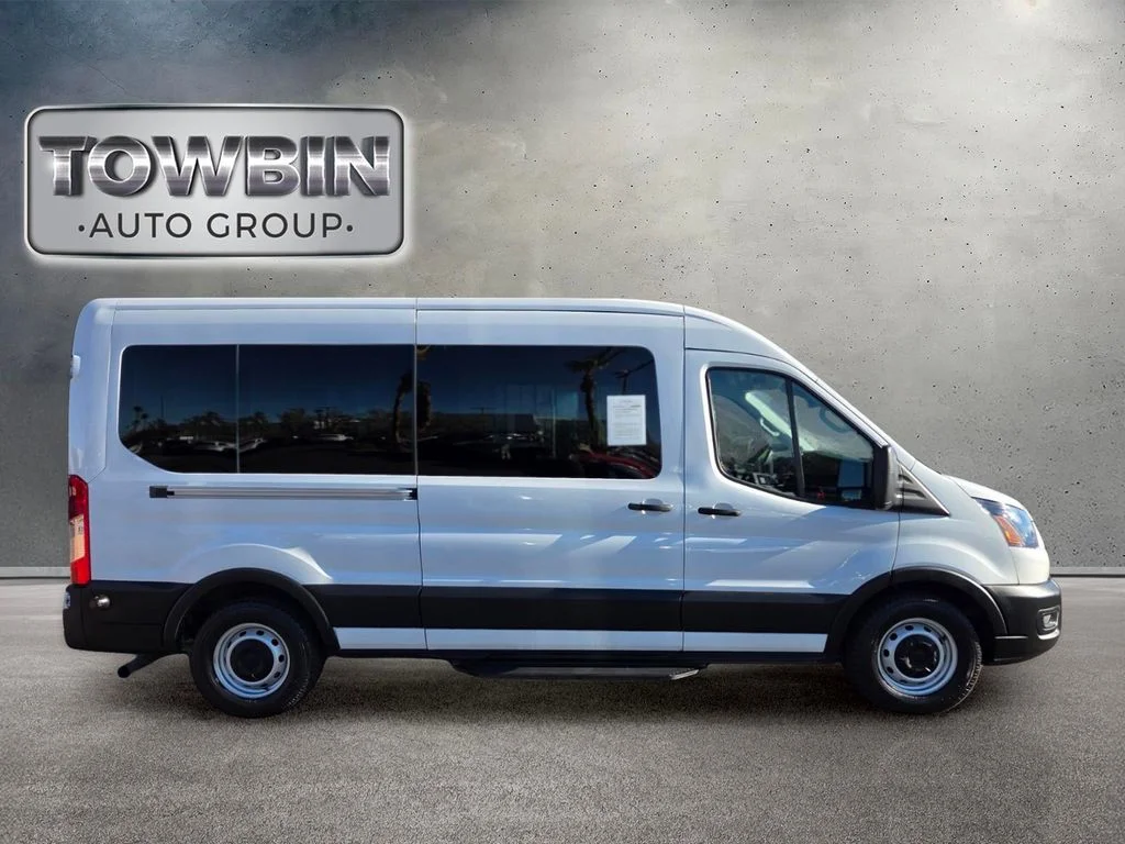 Used 2024 White Ford XL image 3