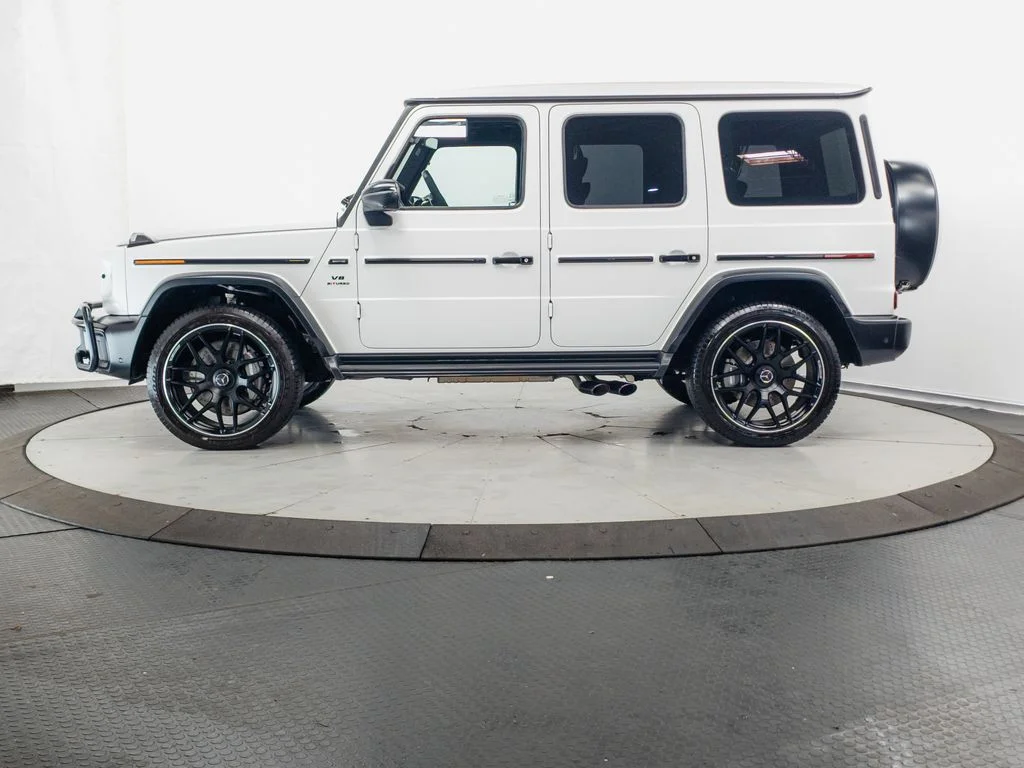 Certified Used 2025 MANUFAKTUR Moonlight White Magno Mercedes-Benz G 63 AMG® image 4