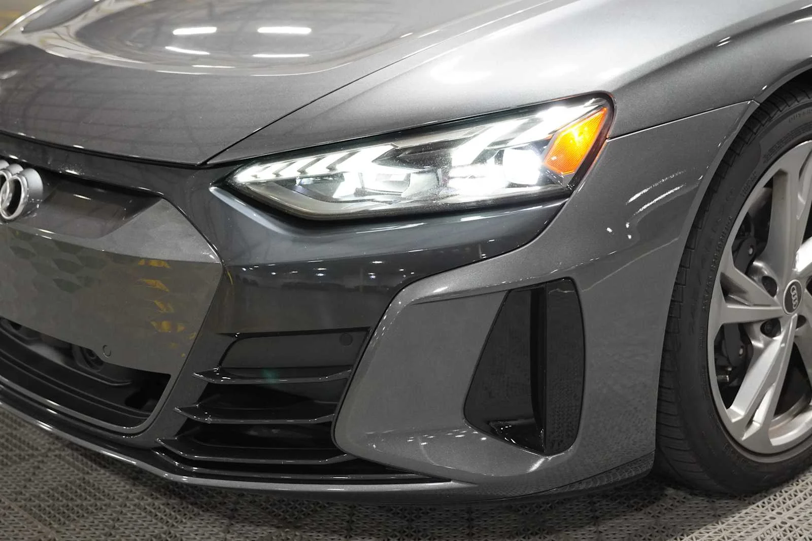 Used 2023 Daytona Gray Pearl Effect Audi Premium Plus image 7
