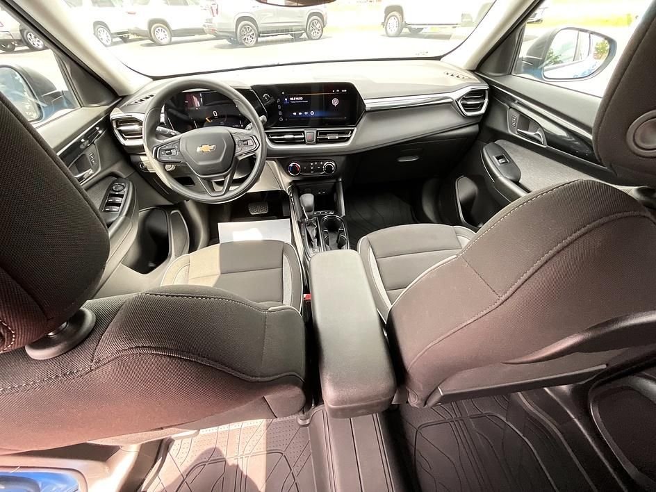 Used 2024 Blue Chevrolet LS image 6
