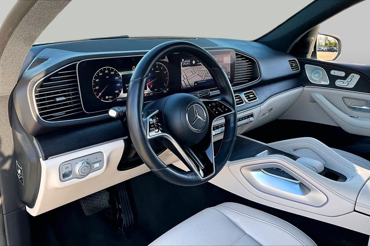 Used 2025 Polar White Mercedes-Benz GLE 350 image 18