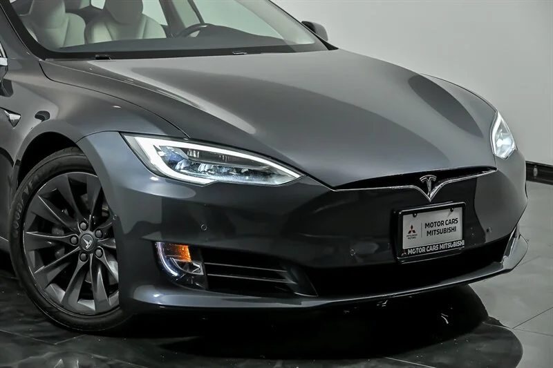 Used 2018 Tesla Model S 100D with VIN 5YJSA1E29JF258378 for sale in Aurora, IL