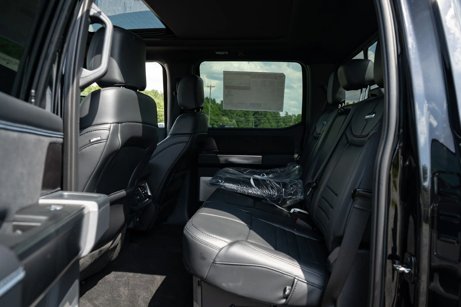 New 2026 Agate Black Metallic Ford F-350® Platinum® image 40
