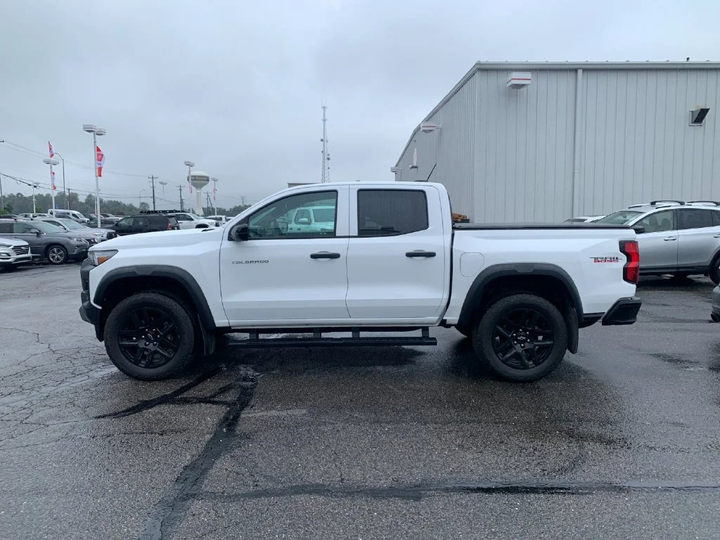 Used 2023 White Chevrolet Trail Boss image 6