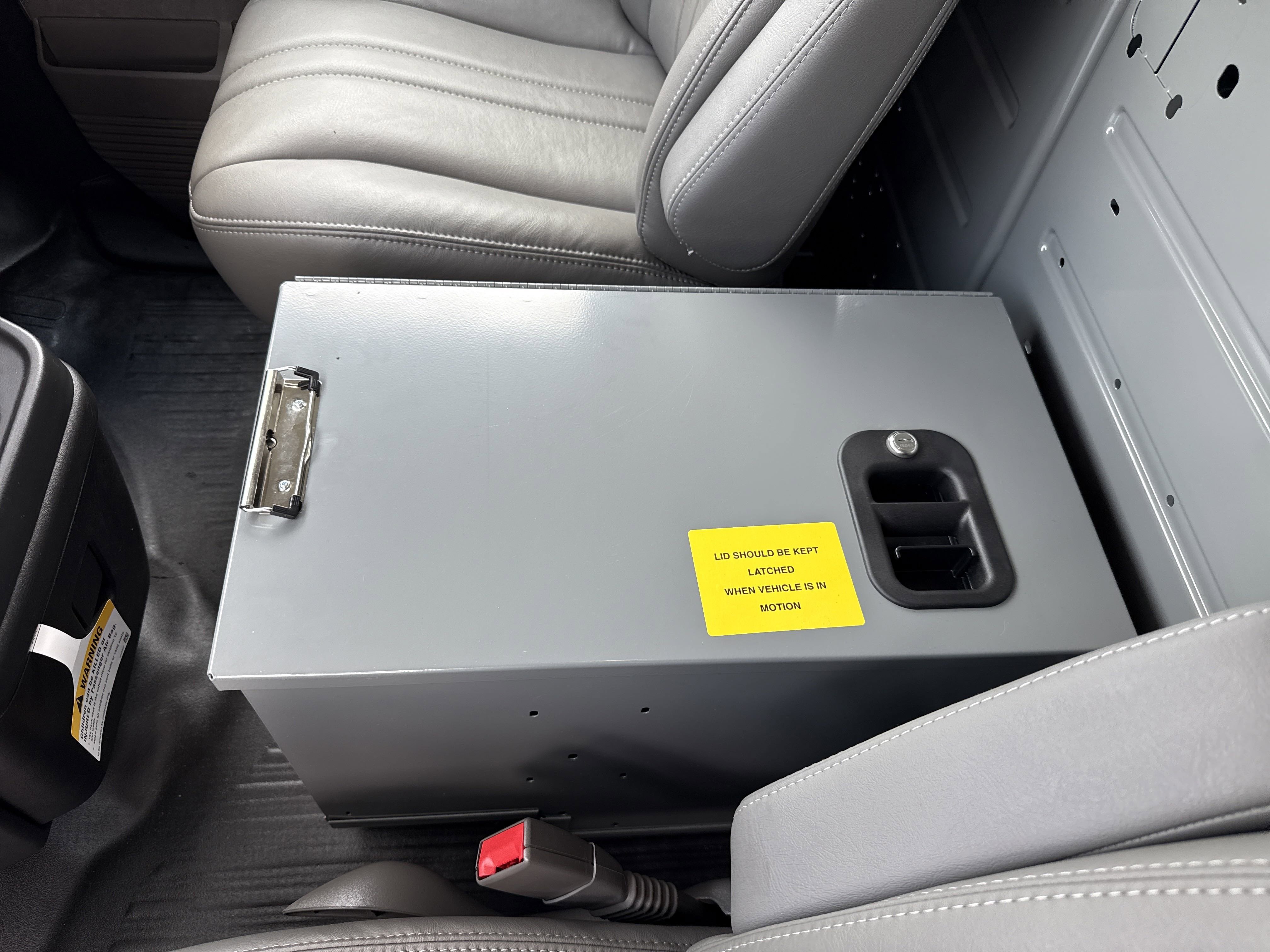 2025 Chevrolet Express Cargo Work Van - Photo 20