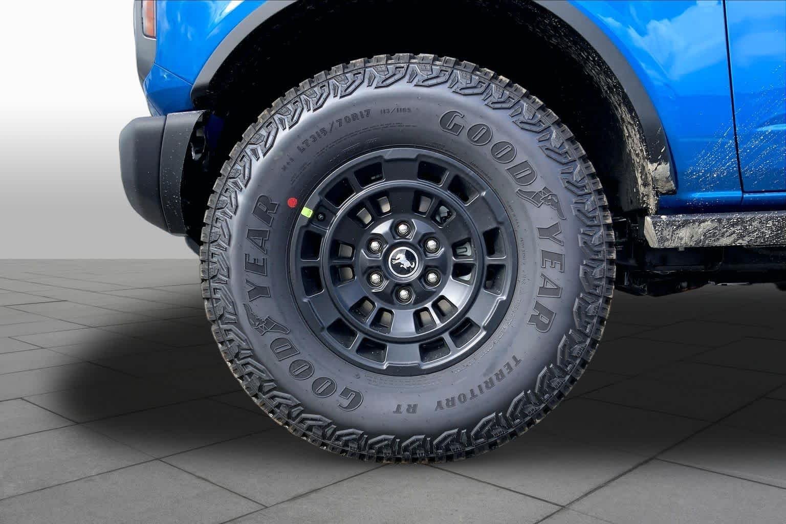 New 2026 Velocity Blue Metallic Ford Badlands® image 8