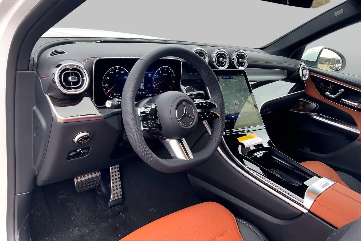 New 2026 MANUFAKTUR Moonlight White Metallic Mercedes-Benz GLC 300 image 10