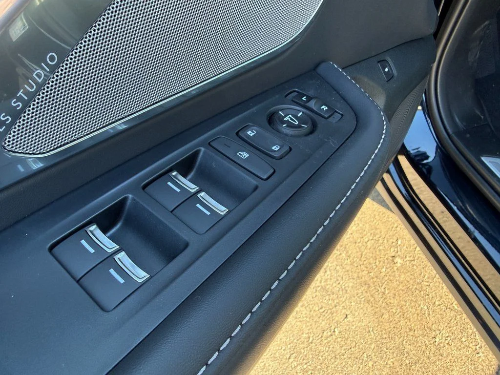 2025 Acura RDX Technology Package - Photo 17