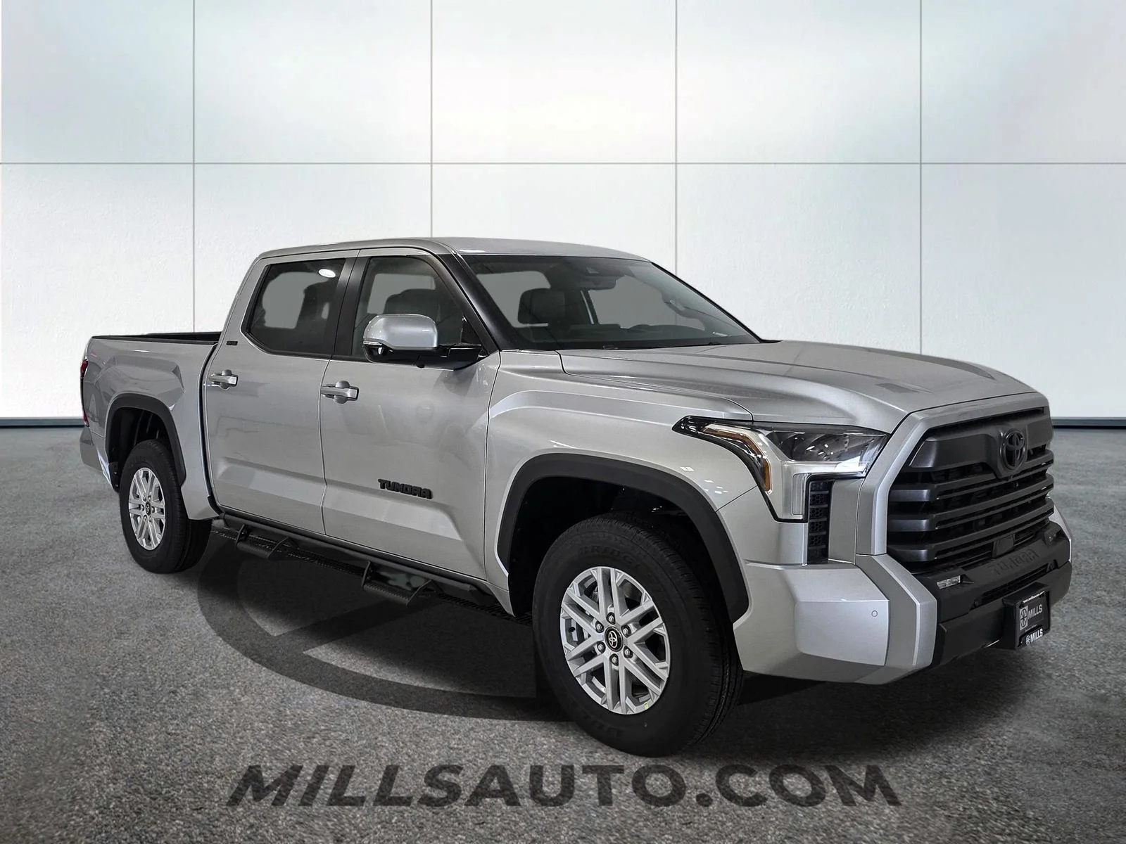 New 2026 Silver Toyota SR5 image 9