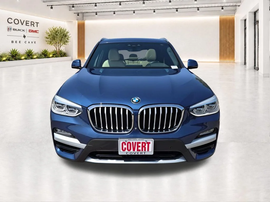 Used 2019 Blue BMW xDrive30i image 4