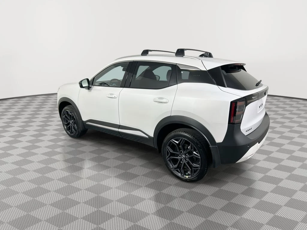 New 2026 White Nissan SR image 6
