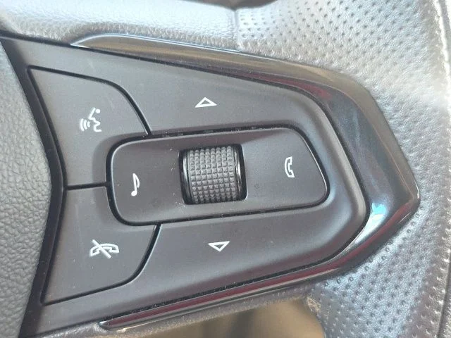 Used 2026 Green Chevrolet LT image 20