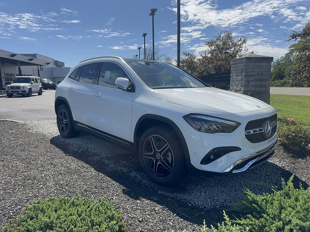 New 2026 Polar White Mercedes-Benz GLA 250 4MATIC® image 5