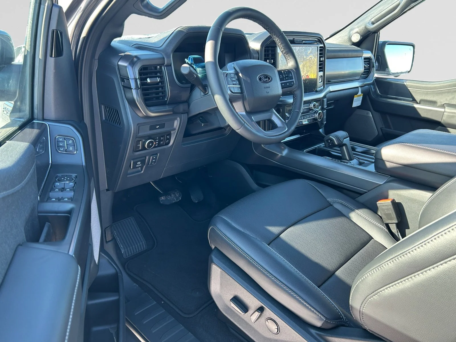New 2026 Carbonized Grey Metallic Ford Lariat image 13