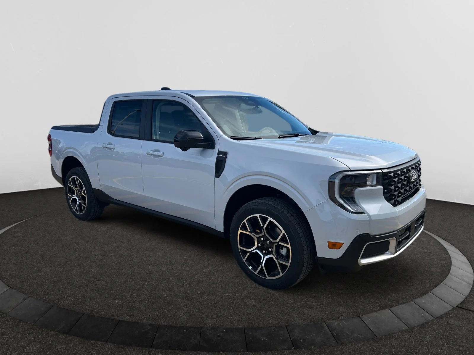 New 2026 Space White Metallic Ford Lariat image 7