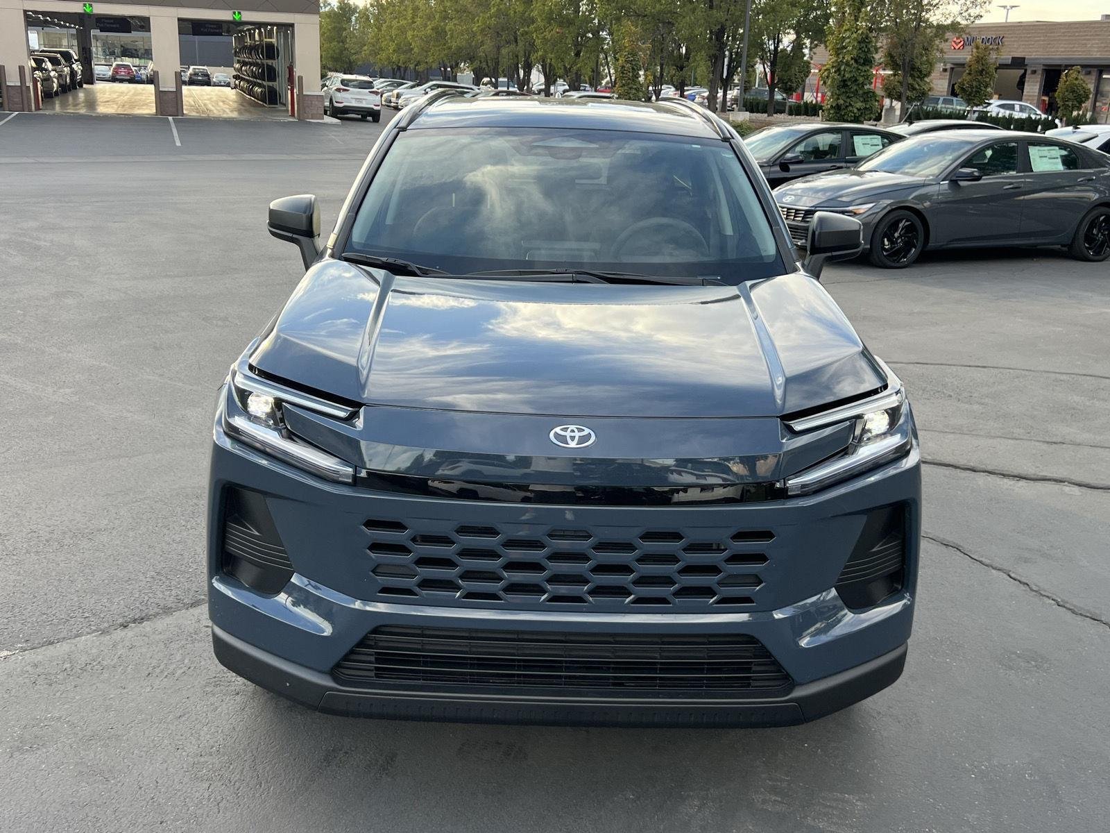 2026 Toyota RAV4 LE - Photo 11