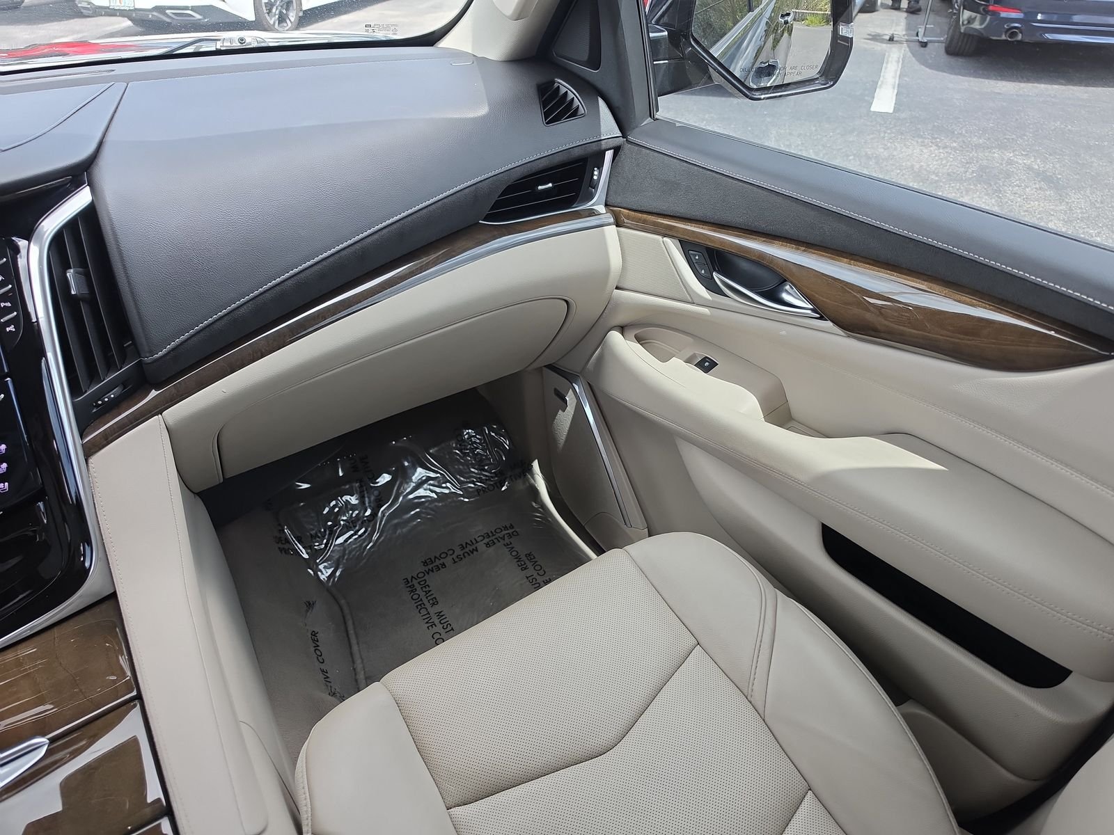 2020 Cadillac Escalade Premium Luxury - Photo 12