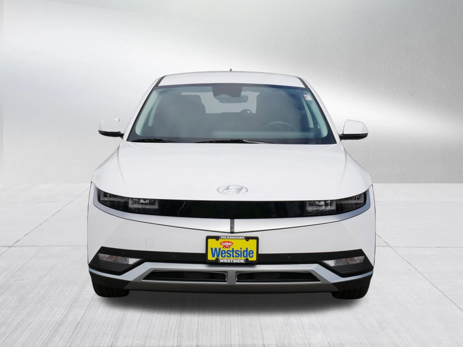 Used 2024 Hyundai IONIQ 5 SEL with VIN KM8KNDDF4RU271547 for sale in St. Louis Park, MN