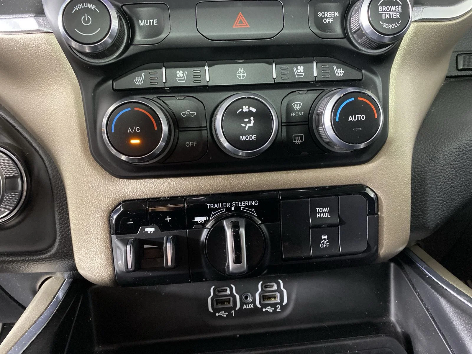 Used 2022 Delmonico Red Pearlcoat Ram Laramie image 22