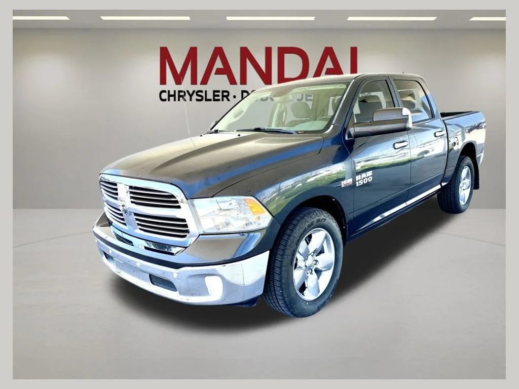 2016 RAM 1500 Big Horn Crew Cab 5'7's photo