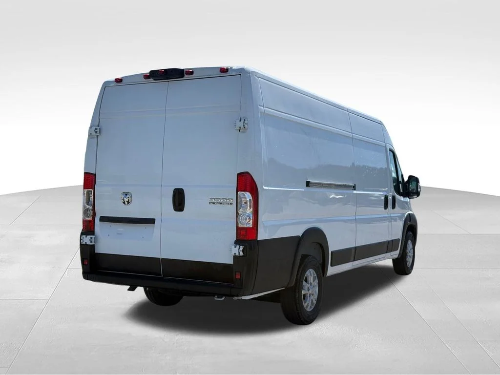 New 2026 Bright White Clear-Coat Exterior Paint RAM High Roof image 6