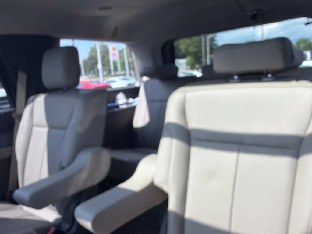 Used 2020 White Ford XLT image 10