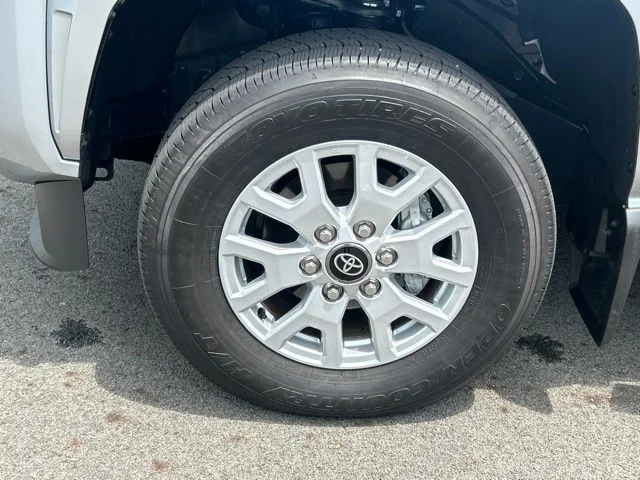 Used 2025 Silver Toyota SR5 image 11