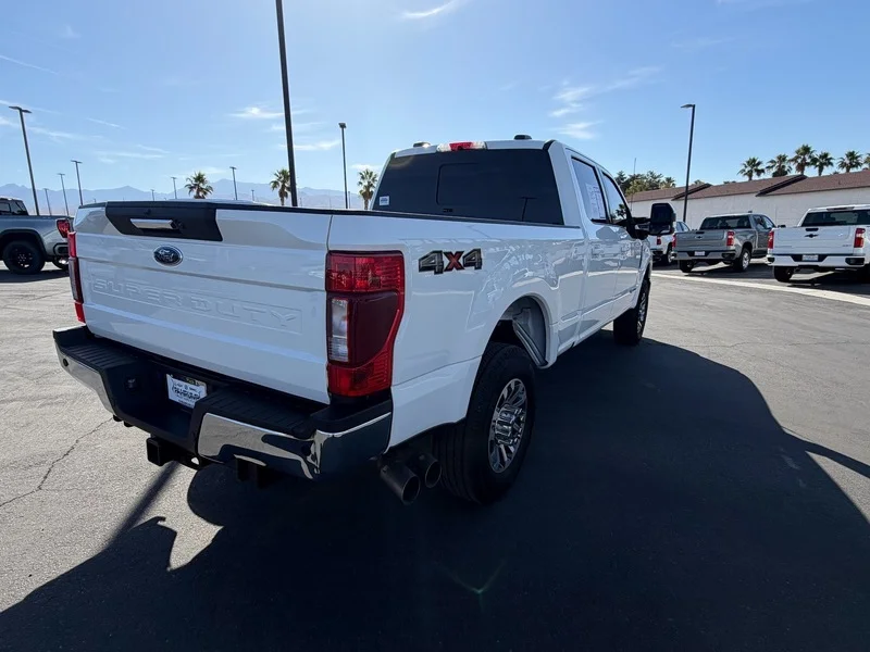 Used 2022 Star White Ford XL image 3