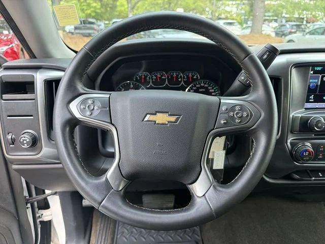 Used 2015 White Chevrolet LT image 14