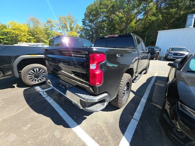 Used 2020 Black Chevrolet LTZ image 7