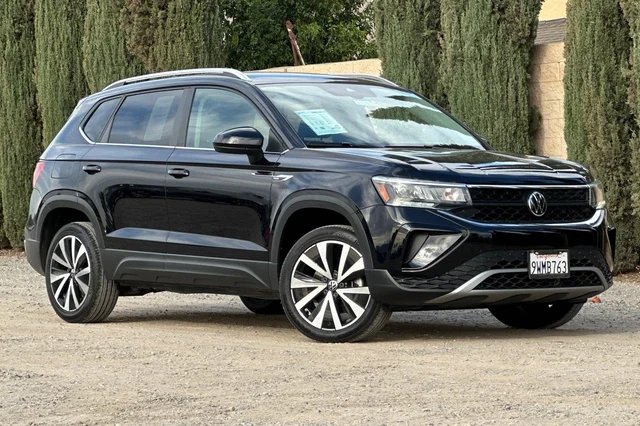 2024 Volkswagen Taos SE