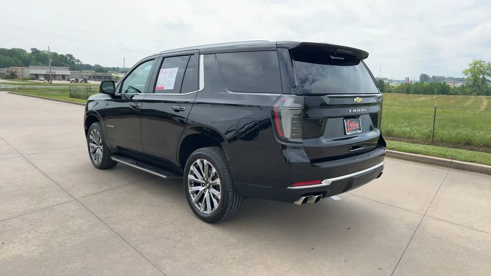 Used 2025 Black Chevrolet High Country image 7