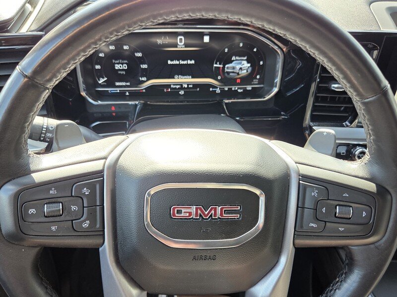 Used 2023 Onyx Black GMC 2WD CREW CAB 147" SLT image 19