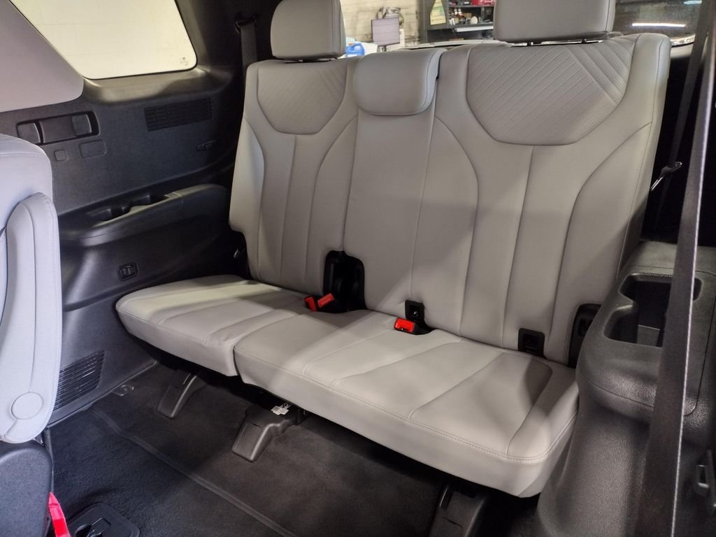 Certified Used 2024 Silver Hyundai SEL image 27