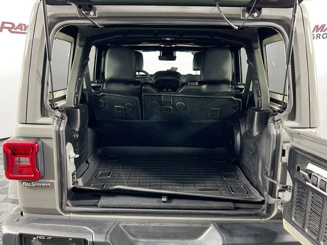 Used 2019 Gray Jeep Unlimited Rubicon image 26