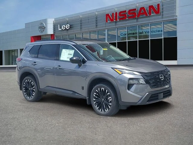 2026 Nissan Rogue Dark Armor's photo