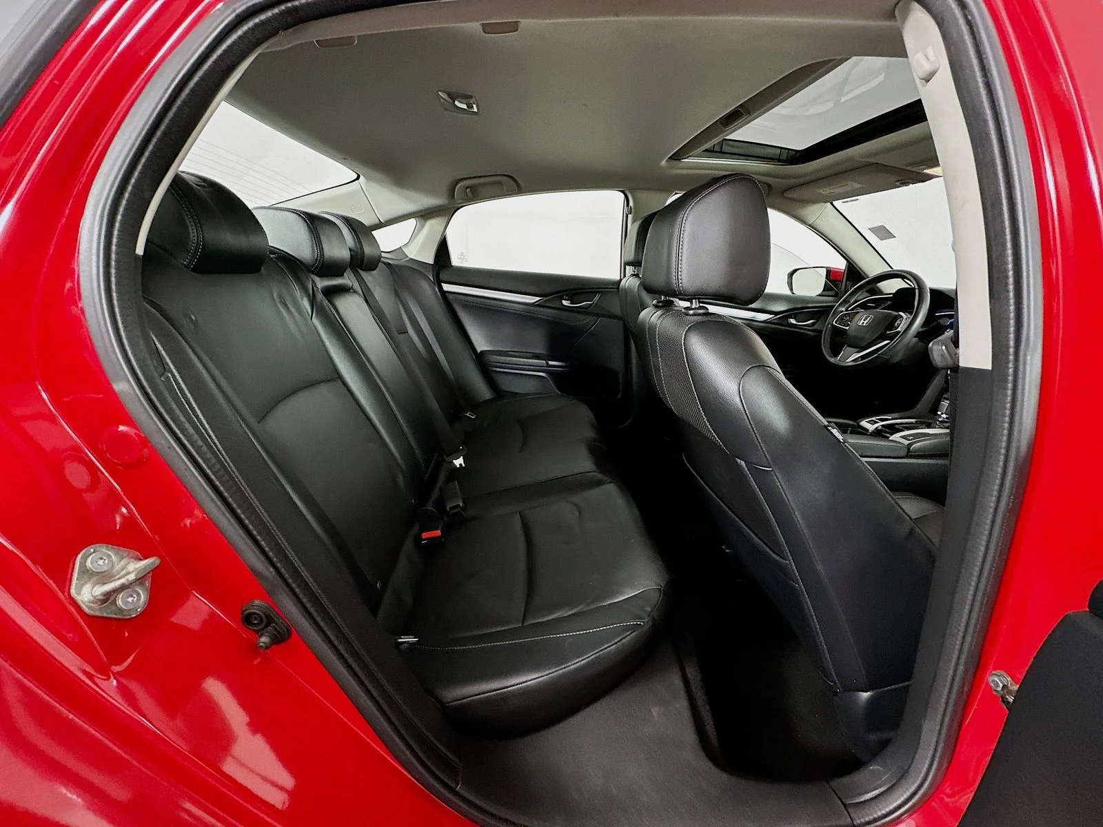 Used 2017 Rallye Red Honda EX-L image 27